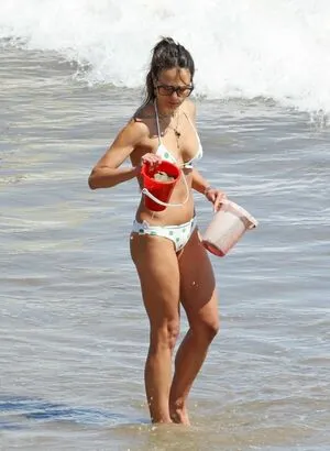 Jordana Brewster / JordanaBrewster фото голая #0125