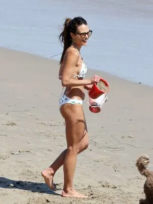Jordana Brewster / JordanaBrewster фото голая #0133