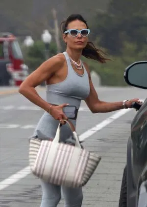 Jordana Brewster / JordanaBrewster фото голая #0177