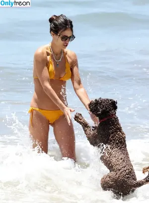 Jordana Brewster / JordanaBrewster фото голая #0443