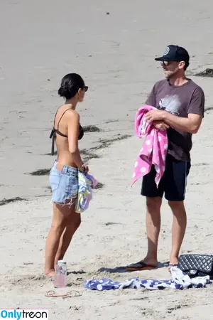 Jordana Brewster / JordanaBrewster фото голая #0649