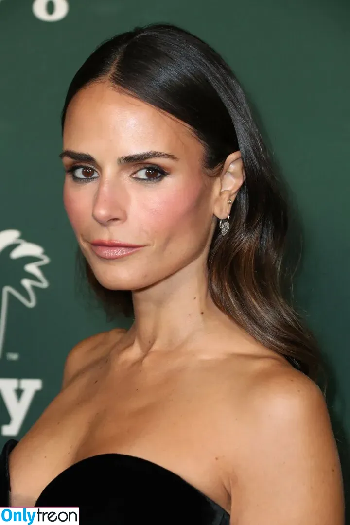 Jordana Brewster голая photo #0220 (JordanaBrewster)