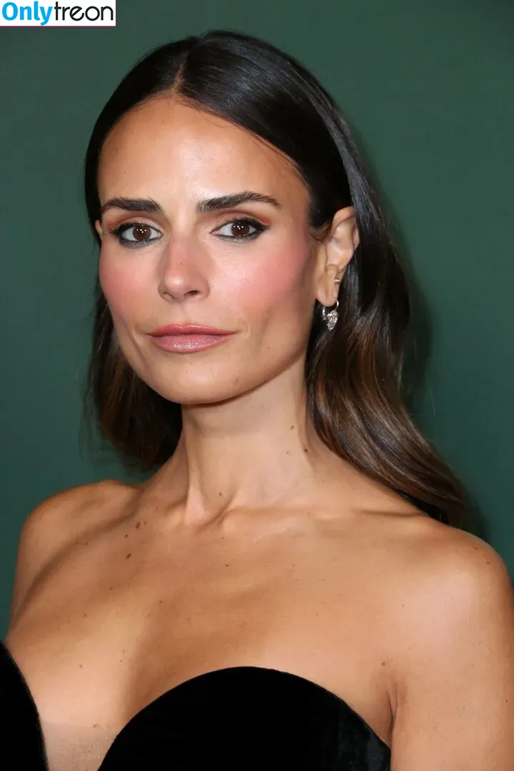 Jordana Brewster голая photo #0226 (JordanaBrewster)