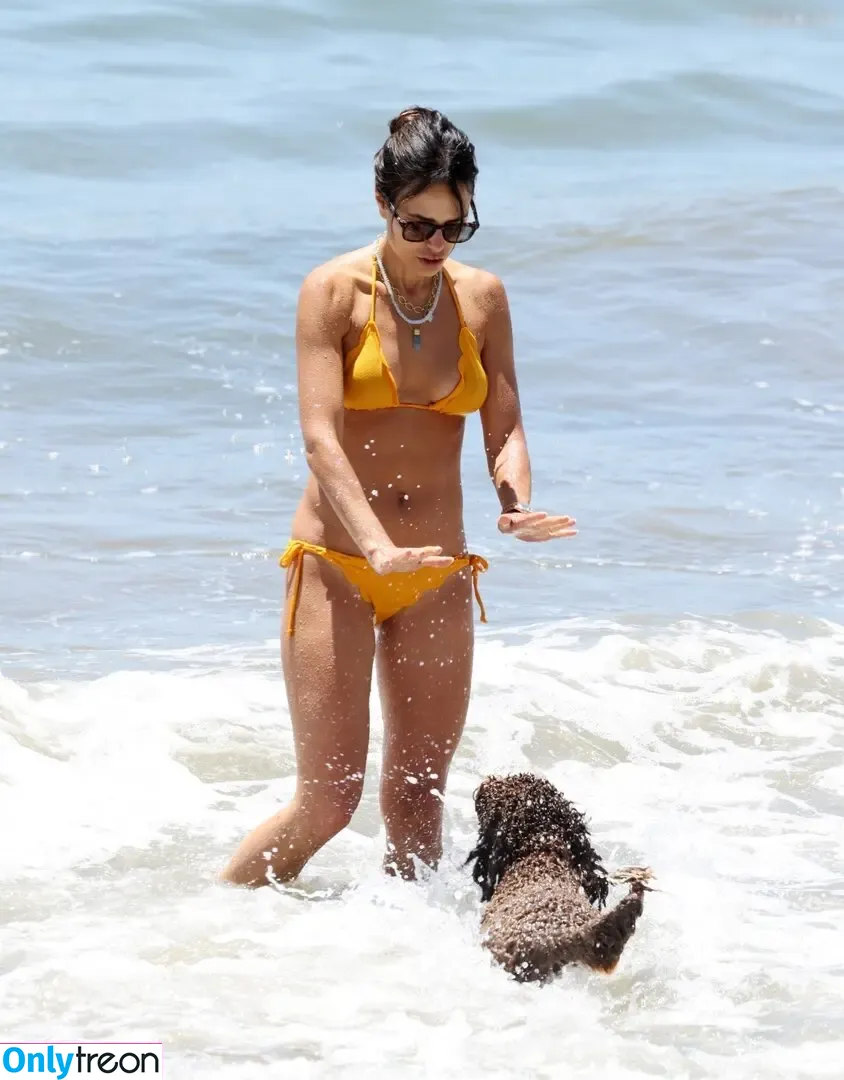 Jordana Brewster голая photo #0453 (JordanaBrewster)