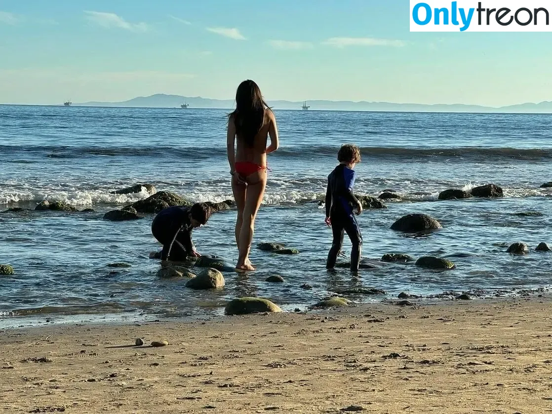 Jordana Brewster голая photo #0482 (JordanaBrewster)