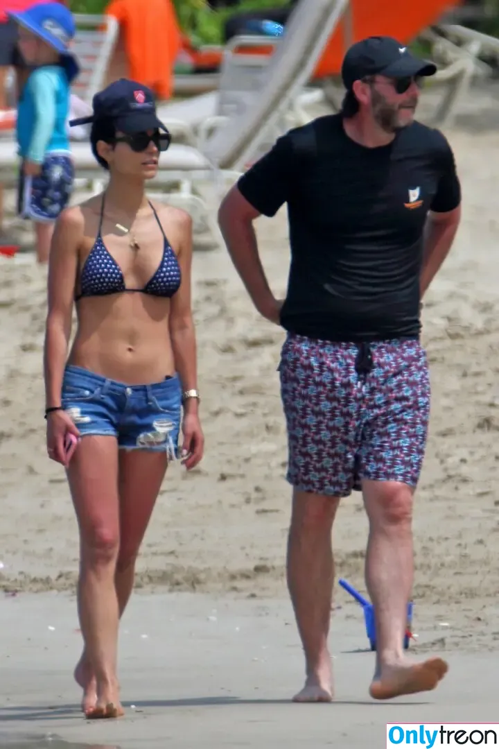 Jordana Brewster nude photo #0712 (JordanaBrewster)