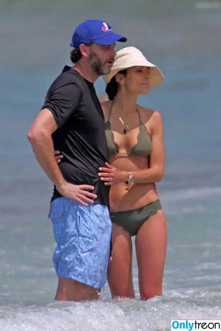 Jordana Brewster голая photo #0719 (JordanaBrewster)