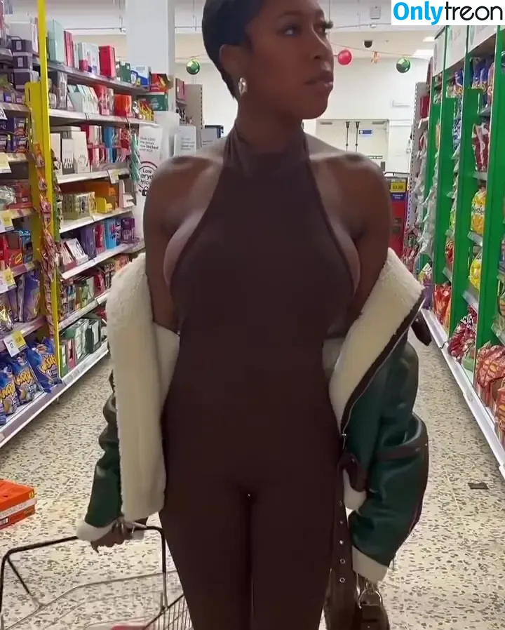 Jordanne Deveaux голая photo #0042 (jordannedeveaux)