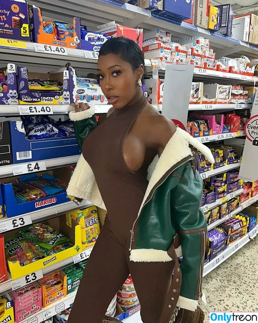 Jordanne Deveaux голая photo #0045 (jordannedeveaux)