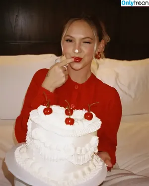 Jordyn Jones / jordylee.jones / jordynjones nude photo #0735