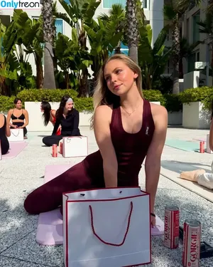 Jordyn Jones / jordylee.jones / jordynjones nude photo #0745