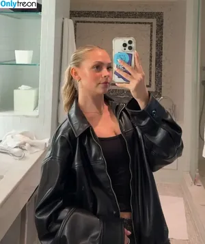 Jordyn Jones / jordylee.jones / jordynjones nude photo #0891