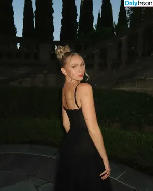 Jordyn Jones / jordylee.jones / jordynjones nude photo #0933
