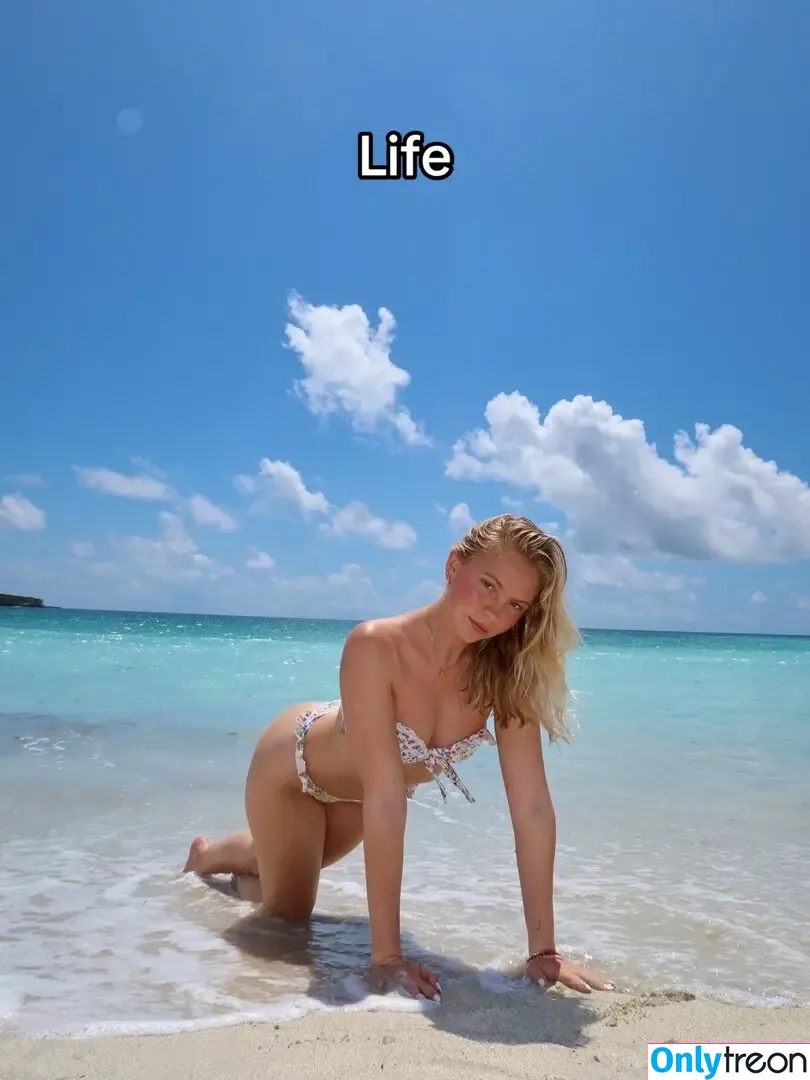 Jordyn Jones nude photo #0828 (jordylee.jones / jordynjones)