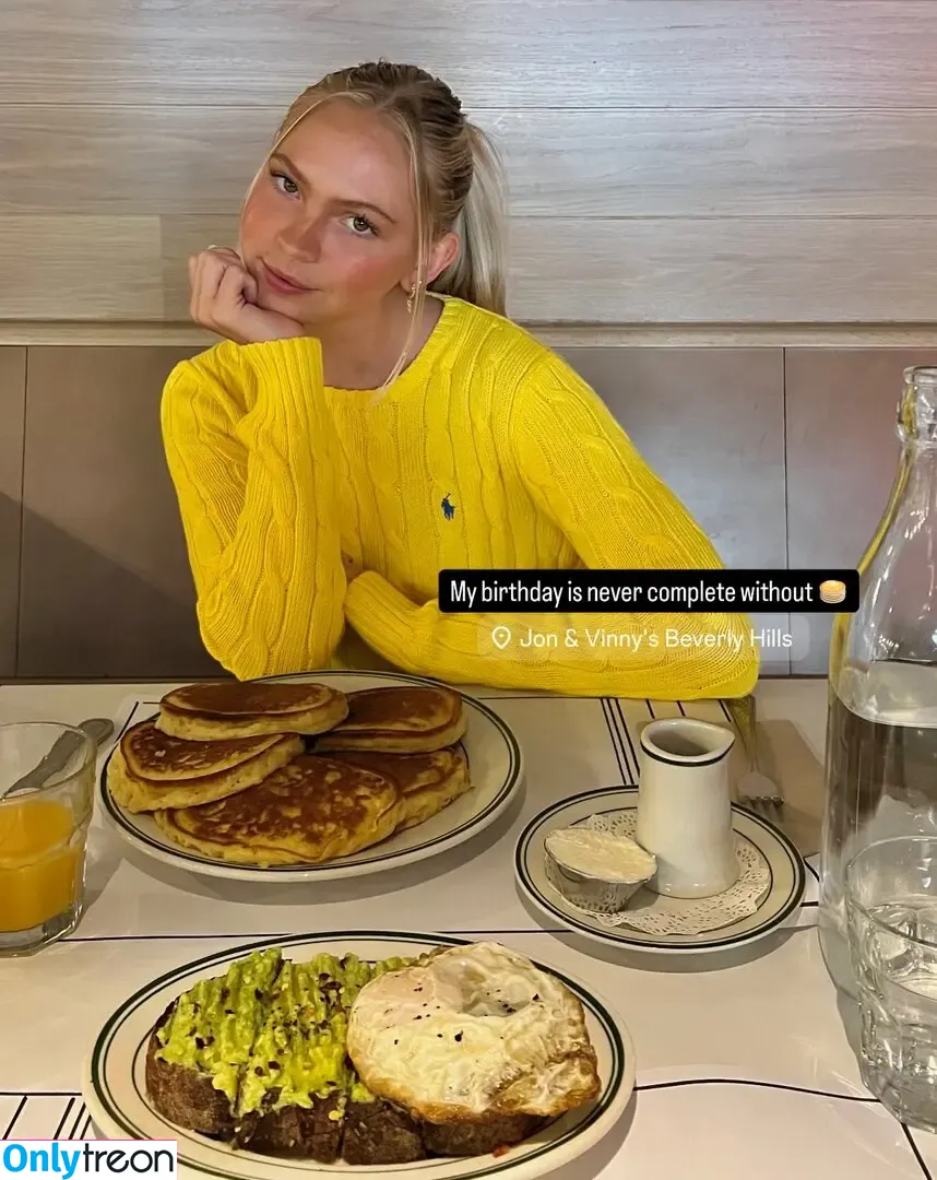 Jordyn Jones nude photo #0835 (jordylee.jones / jordynjones)