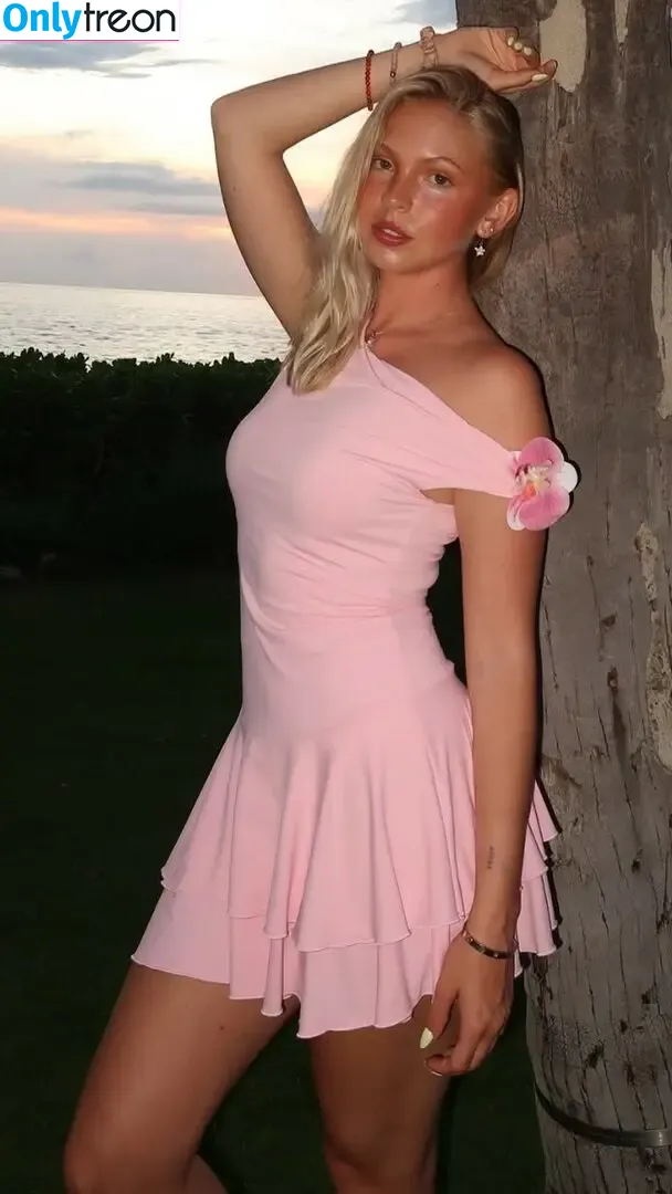 Jordyn Jones nude photo #0855 (jordylee.jones / jordynjones)