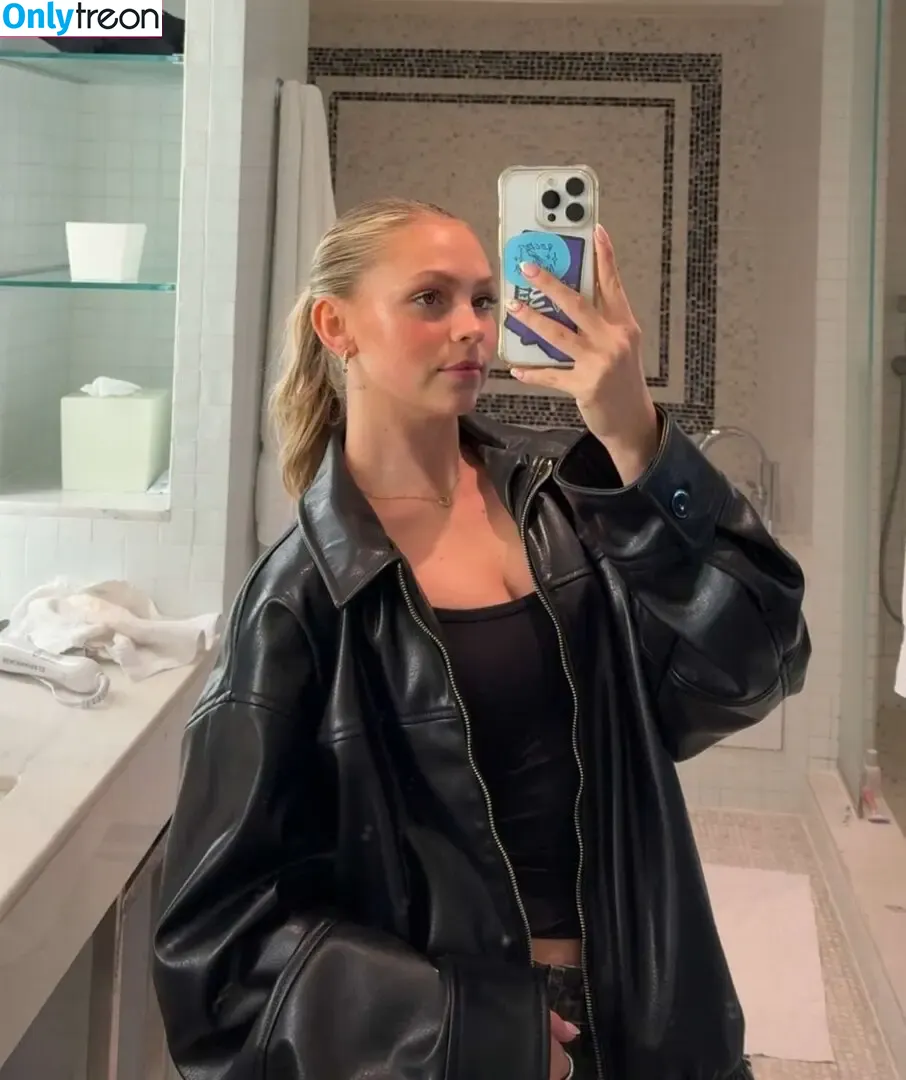 Jordyn Jones nude photo #0891 (jordylee.jones / jordynjones)