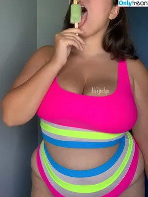 Jordyn Khaled / thickjordyn nude photo #0049