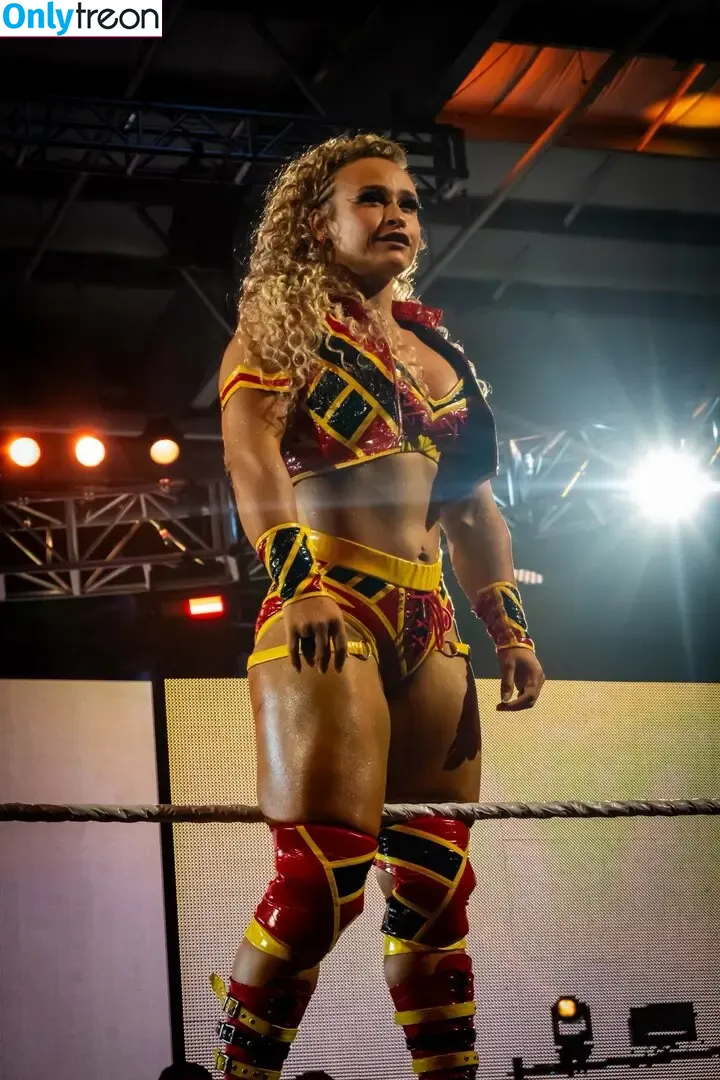 Jordynne Grace nude photo #1050 (jordynnegrace)