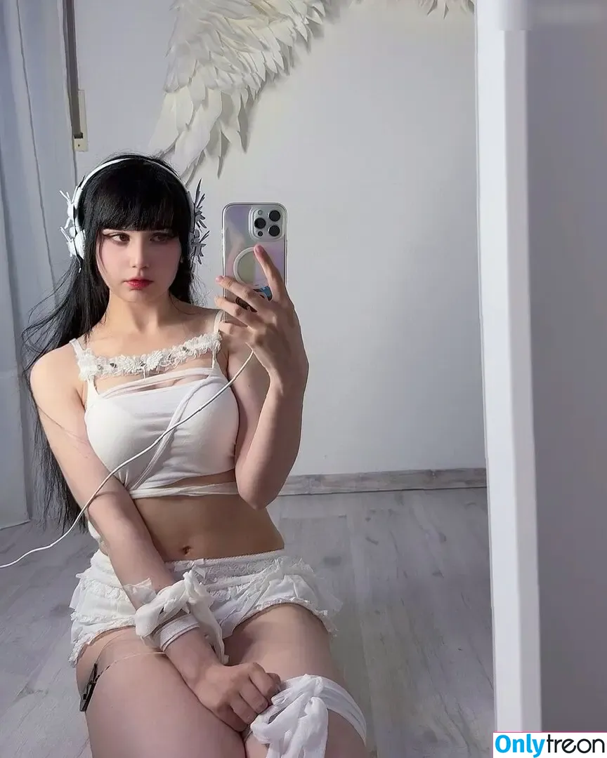 Jorena nude photo #0123 (Jorena)