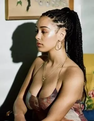 Jorja Smith / itstaaayy / jorjasmith_ nude photo #0097