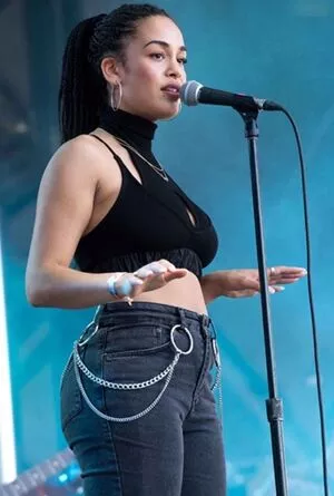 Jorja Smith / itstaaayy / jorjasmith_ nude photo #0099