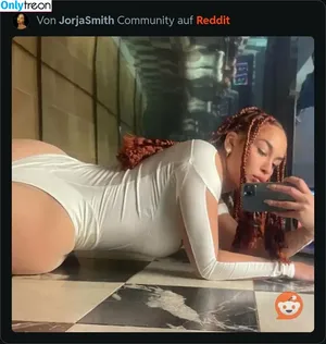 Jorja Smith / itstaaayy / jorjasmith_ nude photo #0173