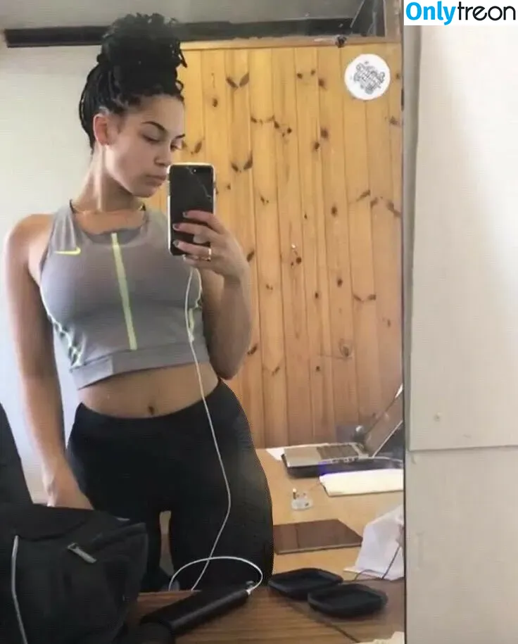 Jorja Smith nude photo #0059 (itstaaayy / jorjasmith_)