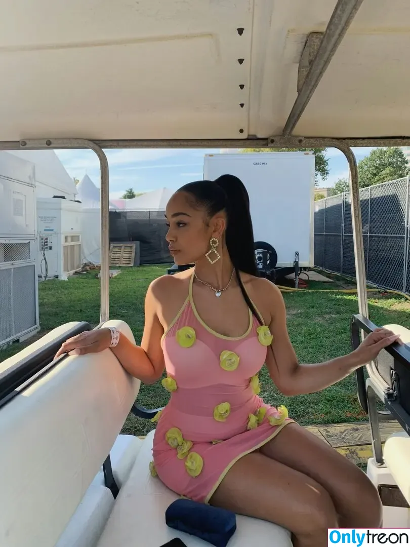 Jorja Smith nude photo #0171 (itstaaayy / jorjasmith_)