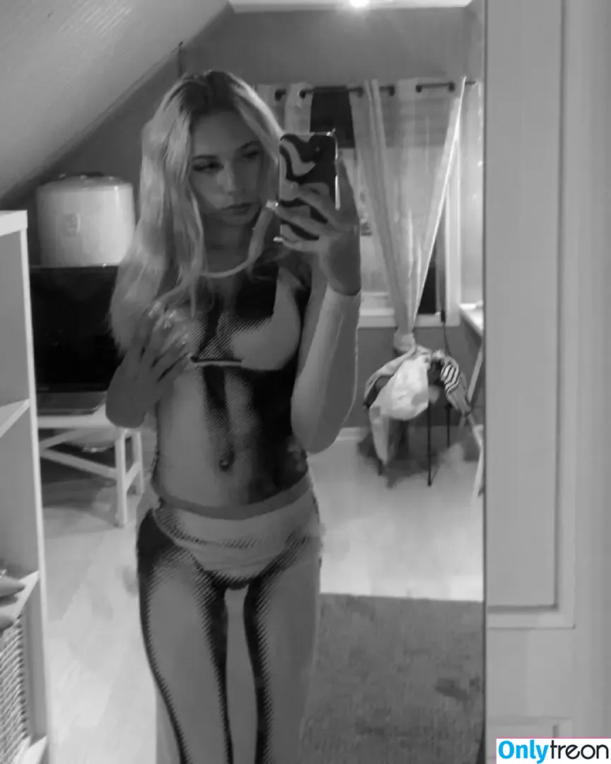 josefine.chammas nude photo #0004 (bertyhora)