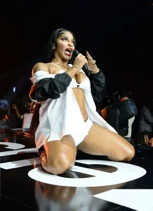 Joseline Hernandez / 