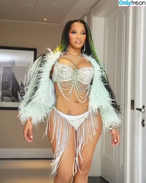 Joseline Hernandez / 
