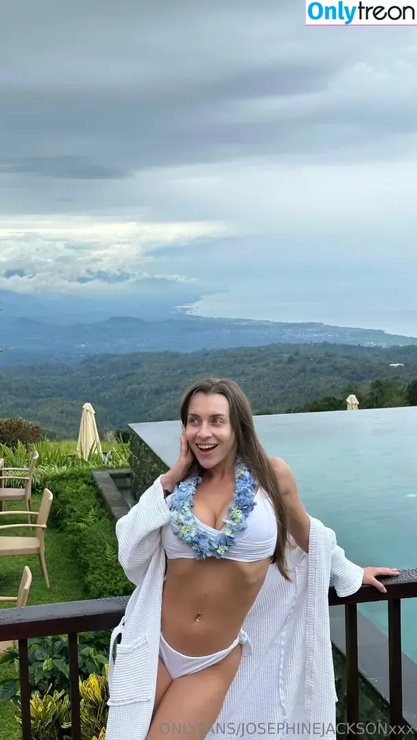 Josephine Jackson nude photo #1392 (josephinexxx / ta.sama.actorka)