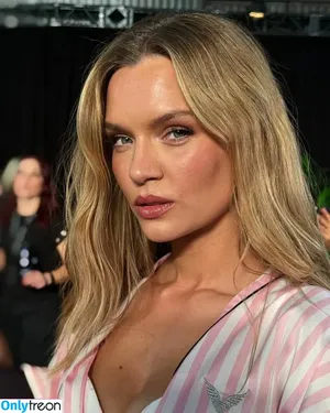 Josephine Skriver / josephineskriver / josephinskriver фото голая #1208