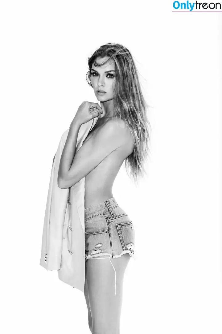 Josephine Skriver nude photo #1003 (josephineskriver / josephinskriver)
