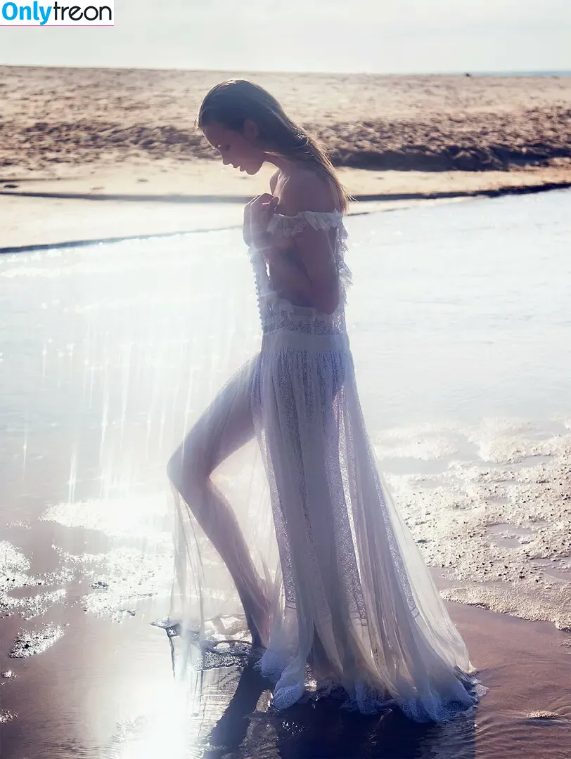 Josephine Skriver nude photo #1014 (josephineskriver / josephinskriver)