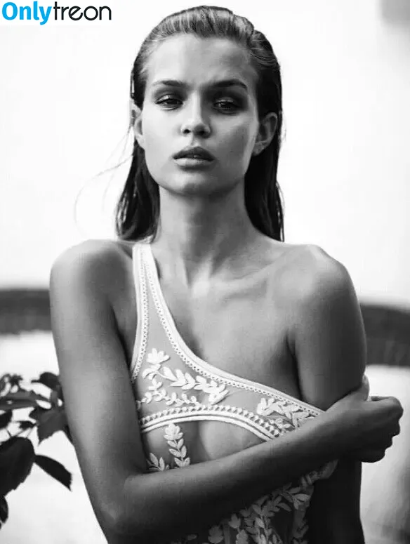 Josephine Skriver голая photo #1019 (josephineskriver / josephinskriver)