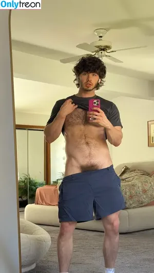 joshbigoshfree / ottersquatter nude photo #0014