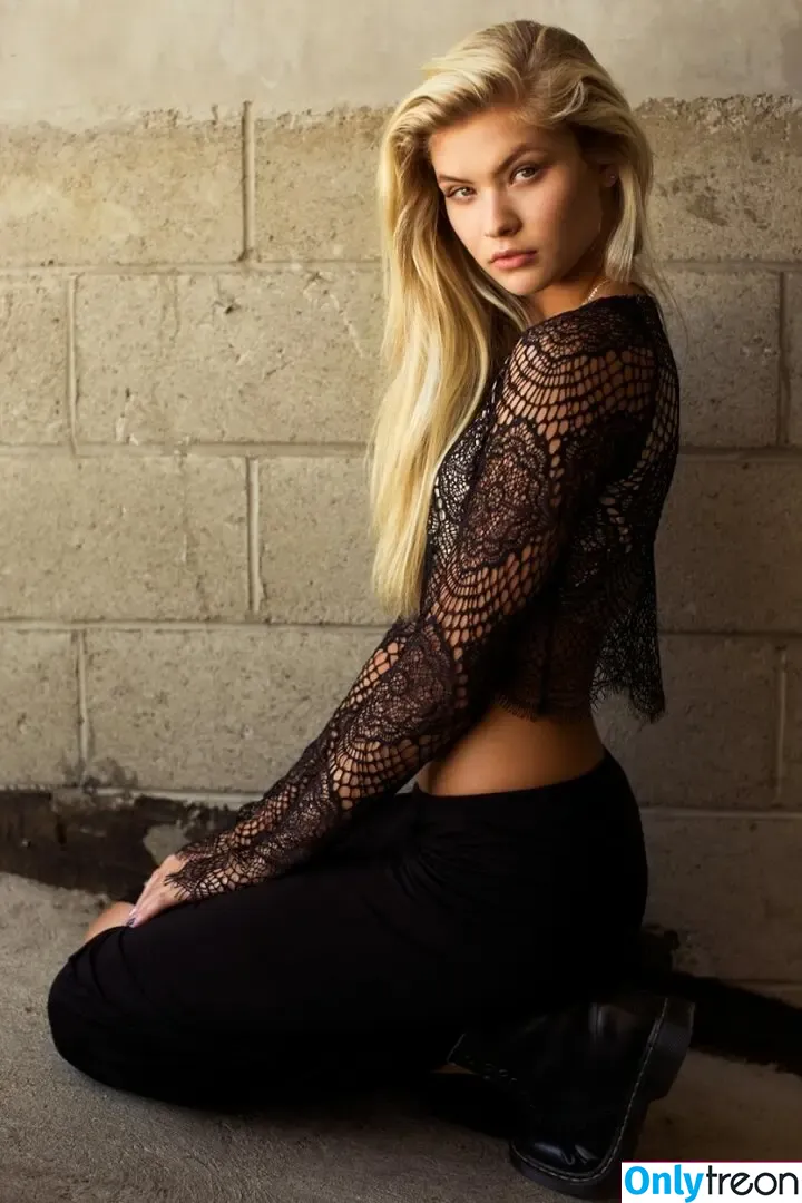 Josie Canseco голая photo #0764 (josiecanseco)