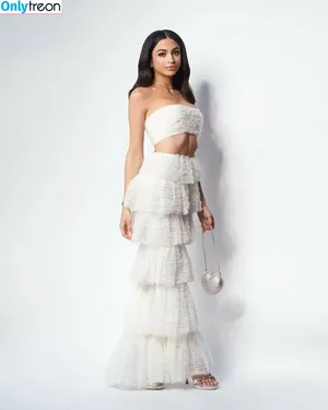 Josie Totah / josietotah фото голая #0007