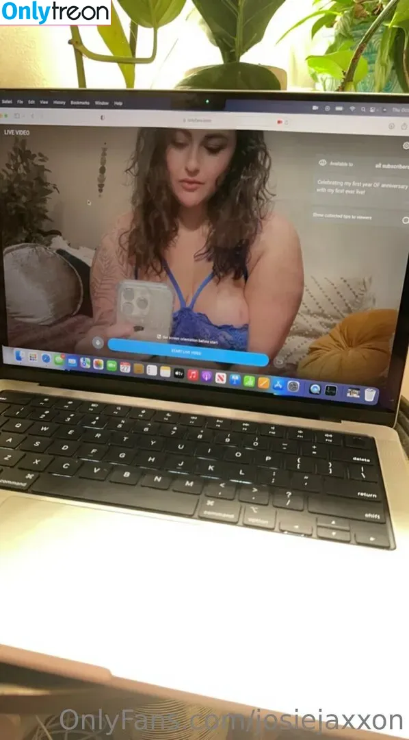 josiejaxxon nude photo #0061 (josiejaxxon)