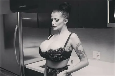 Joslyn James / joslynworld_ nude photo #0078