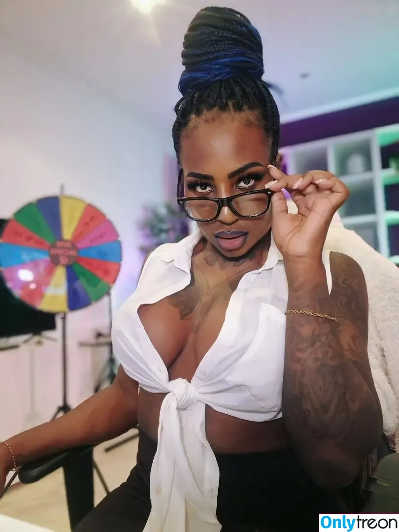 Josy Black nude photo #0072 ( / JosyBlack / JsyBlck / josyblackofficial / josyblackx)