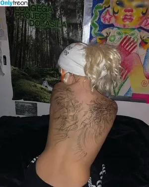  nude photo #0007