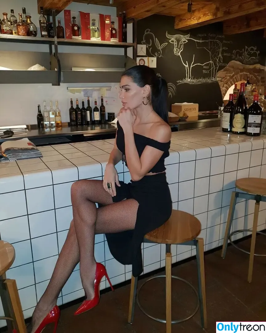 Jovana Djordjevic nude photo #0003 (callmelolita)
