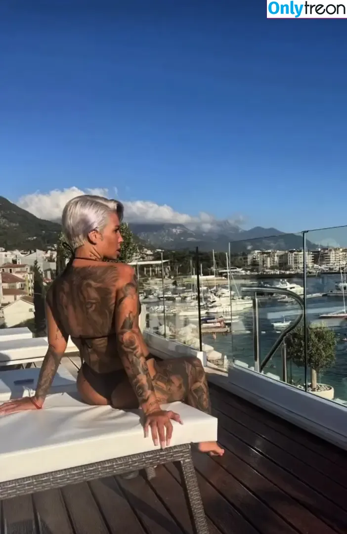 Jovana Popovic nude photo #0010 (Xjpx21)