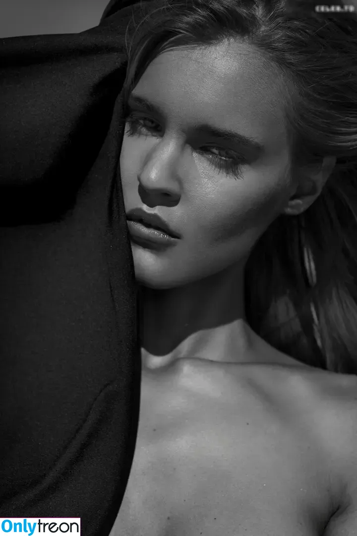 Joy Corrigan голая photo #2327 (_joycorrigan / joycorrigan)