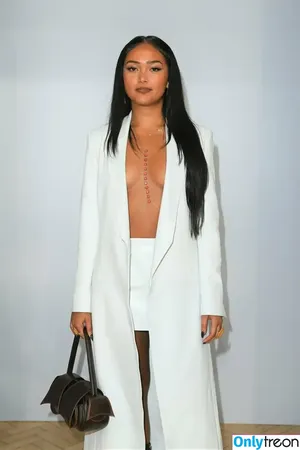 Joy Crookes / joycrookes / veronicaxbee nude photo #0055