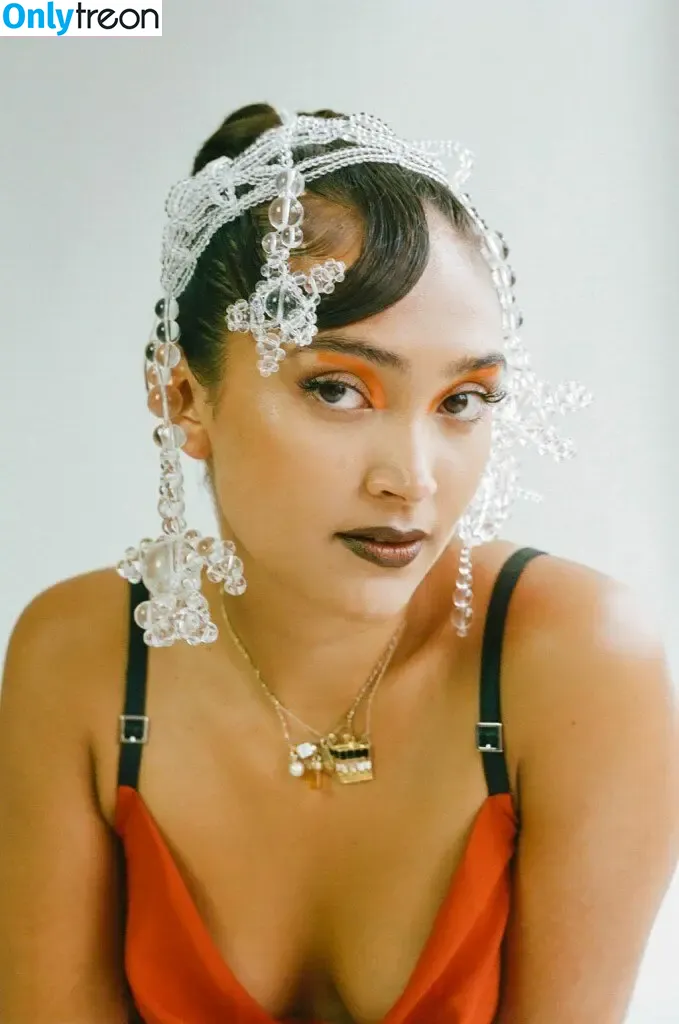 Joy Crookes nude photo #0062 (joycrookes / veronicaxbee)