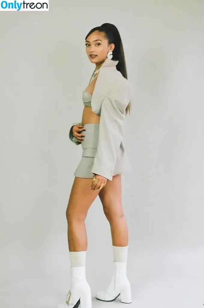 Joy Crookes nude photo #0063 (joycrookes / veronicaxbee)